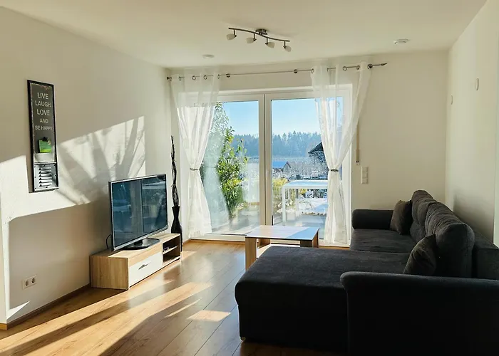 Schmid's Ponyhoefle Apartman *