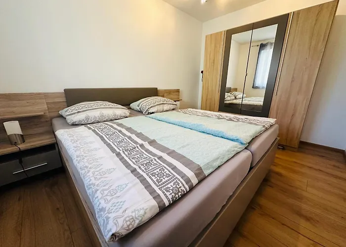 Schmid's Ponyhoefle Apartman *