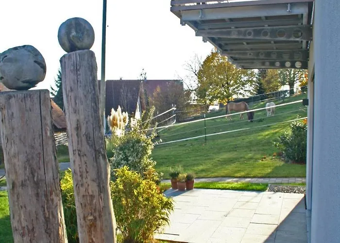 Schmid's Ponyhoefle Apartment Friedrichshafen